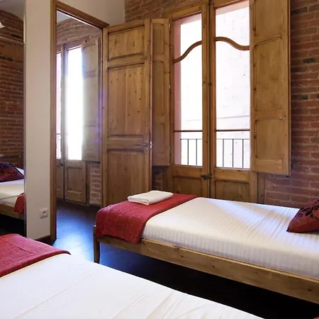 Modern 2-bedroom Near Sagrada Familia Apartment Barcelona