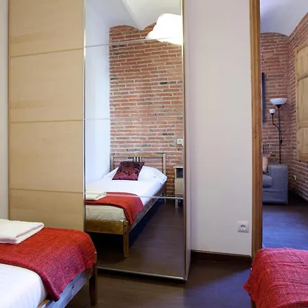 Modern 2-bedroom Near Sagrada Familia * Barcelona